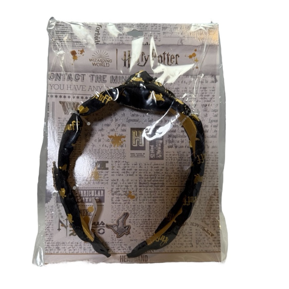 Harry Potter Hufflepuff, Black and Gold Headband new with tags